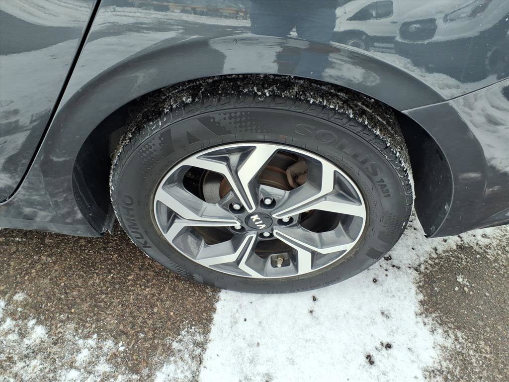 Used 2019 Kia Forte LXS image 6