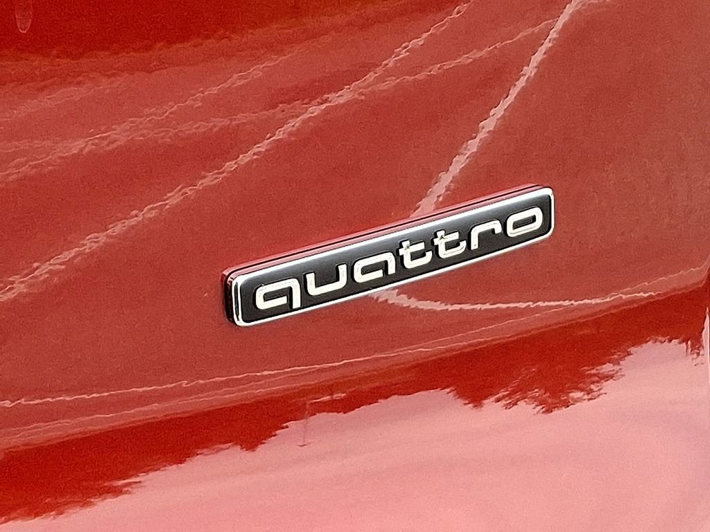 Used 2025 Audi Q5 Premium w/ 19" Wheel Package AWD/4WD image 12