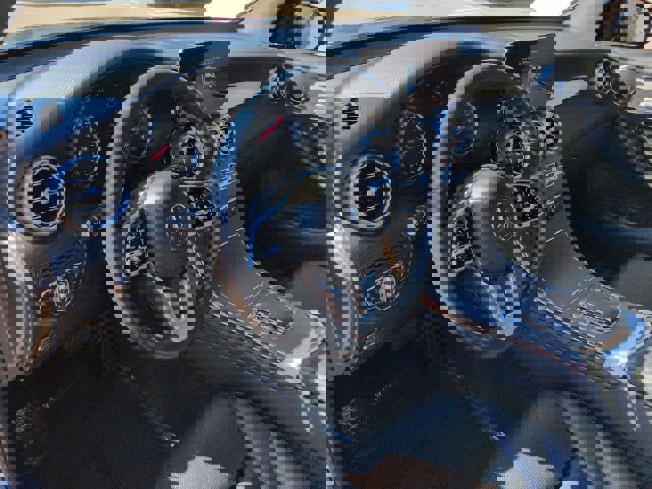 Used 2022 Mercedes-Benz GLC 300 4MATIC Coupe image 2