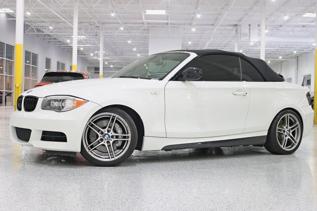 Used 2013 BMW 135is Convertible RWD image 2