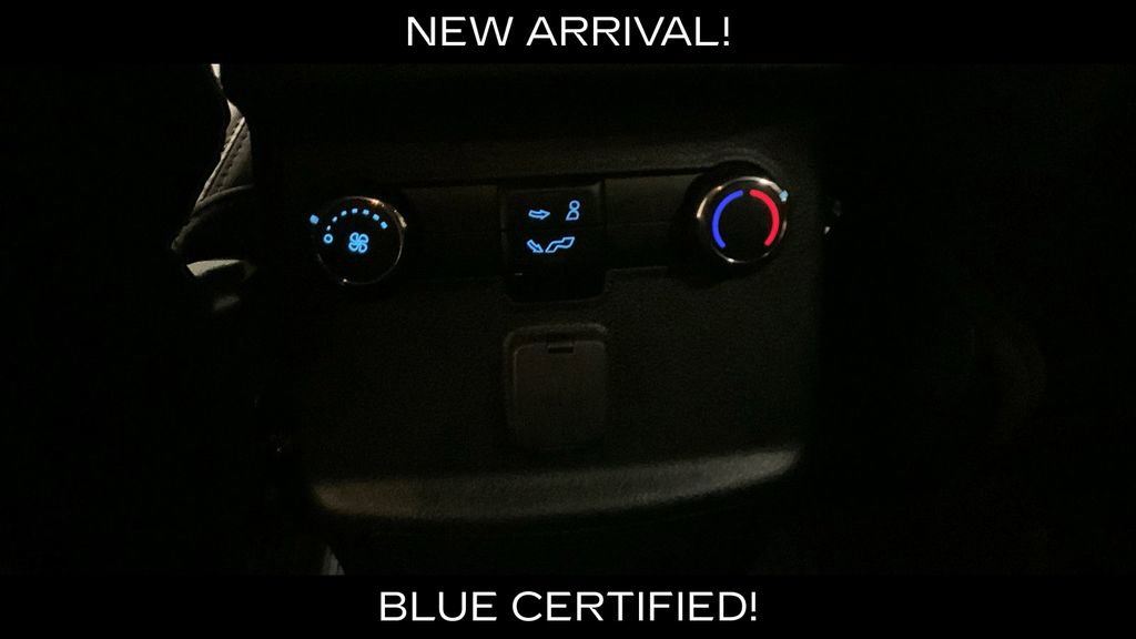 Used 2019 Ford Explorer XLT w/ Equipment Group 202A image 25