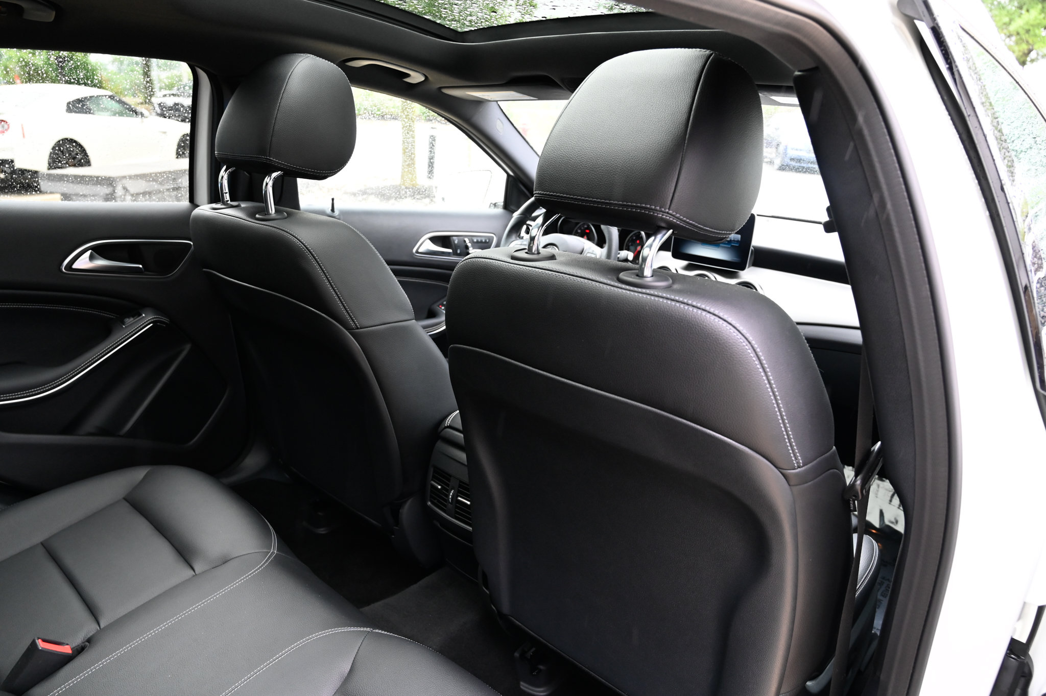 Used 2019 Mercedes-Benz GLA 250 4MATIC image 45