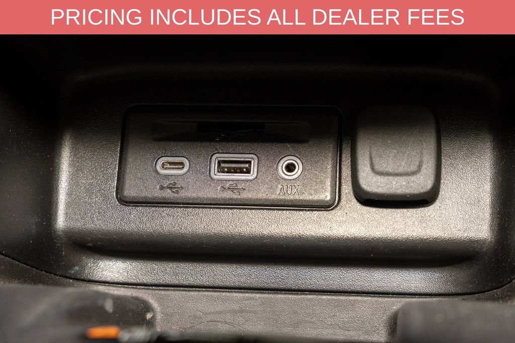 Used 2020 Chevrolet Equinox Premier FWD image 16