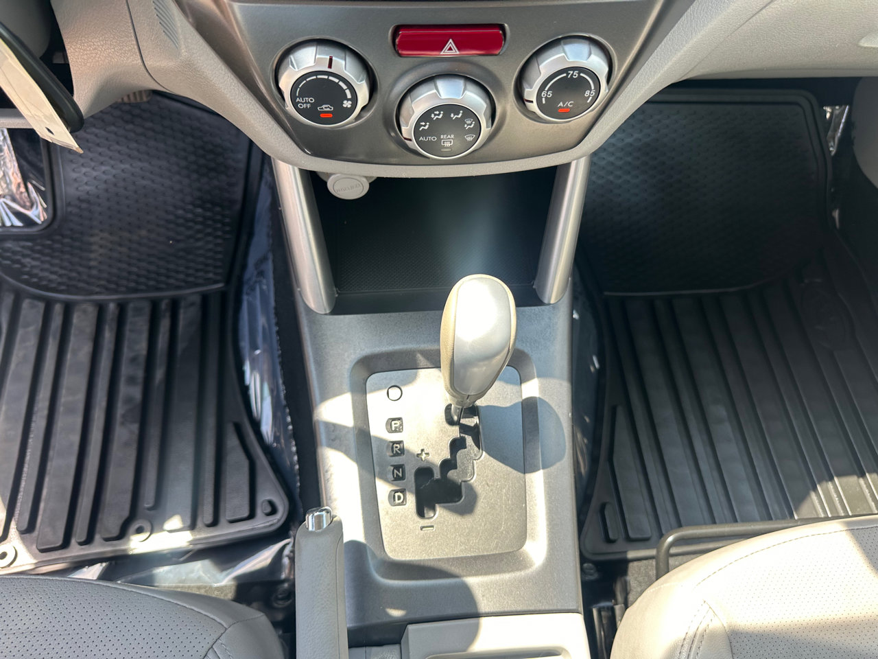 Used 2011 Subaru Forester 2.5X Limited image 27