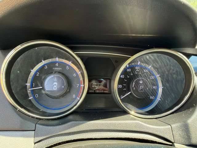 Used 2012 Hyundai Sonata Limited FWD image 15