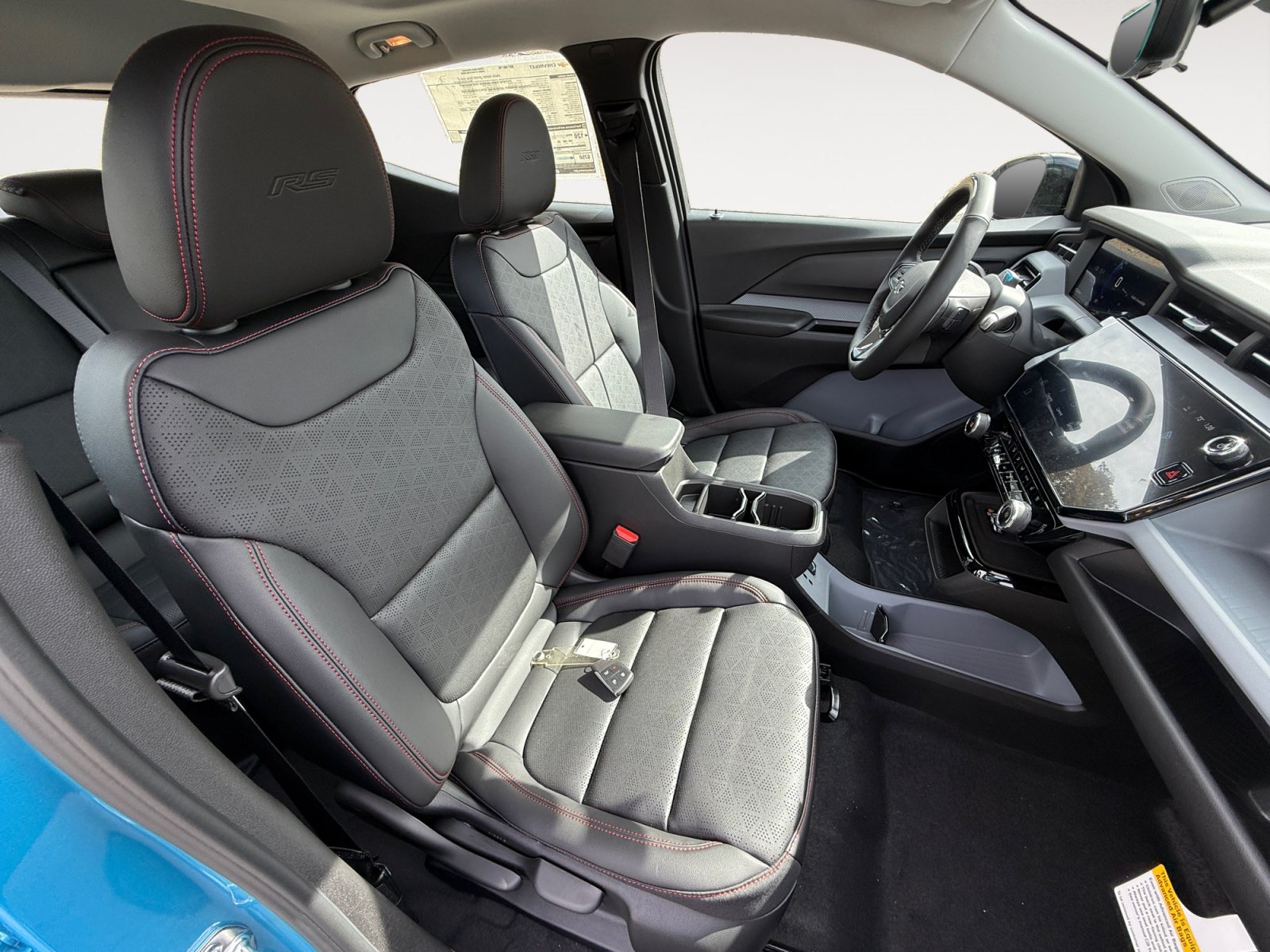 New 2027 Chevrolet Bolt RS w/ Super Cruise Package FWD image 19