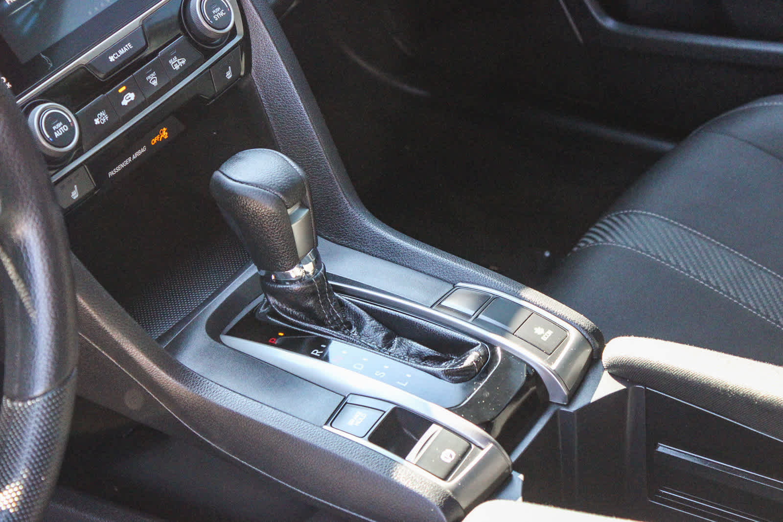 Certified 2018 Honda Civic EX image 19