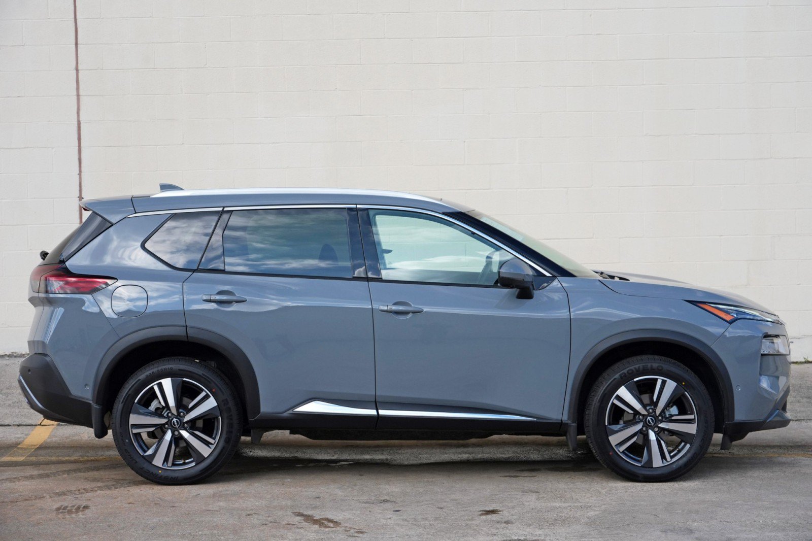 Used 2023 Nissan Rogue SL w/ SL Premium Package FWD image 51