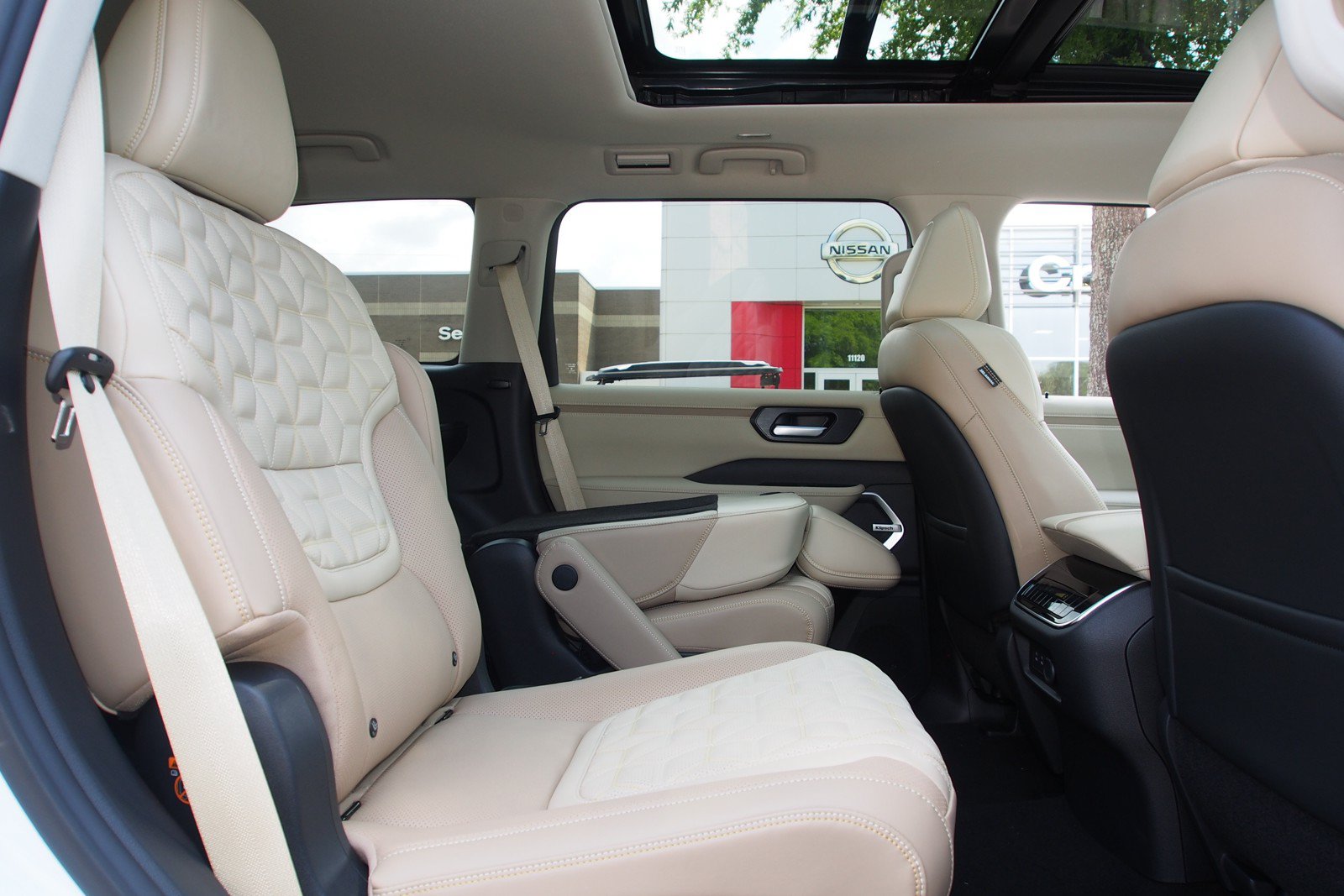 New 2026 Nissan Armada Platinum Reserve AWD/4WD image 15