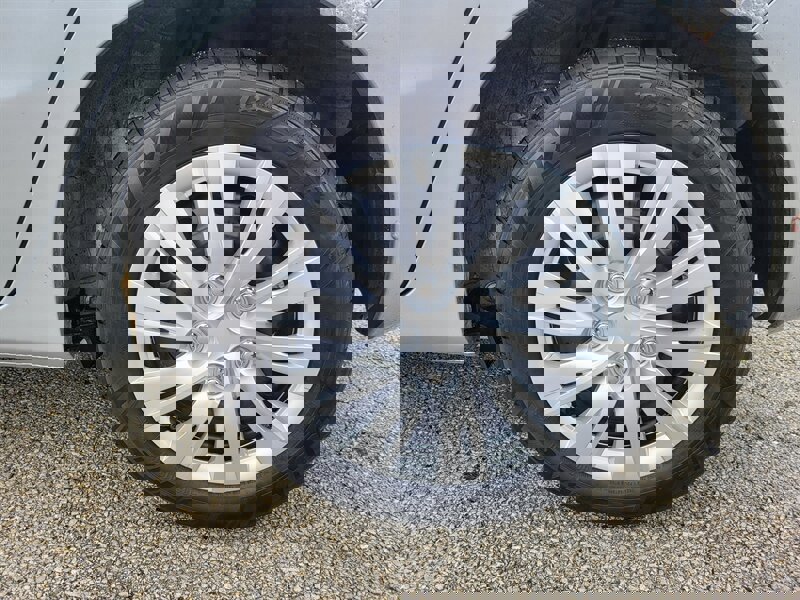 Used 2017 Honda Fit LX image 28