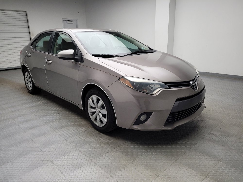 Used 2015 Toyota Corolla LE FWD image 13