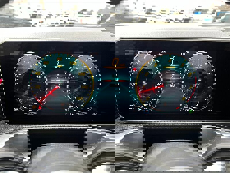 Used 2020 Mercedes-Benz GLB 250 4MATIC w/ AMG Line image 35