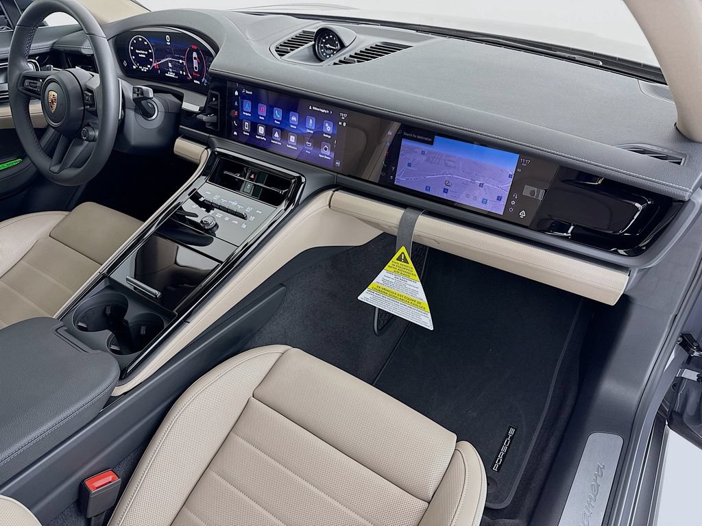 New 2026 Porsche Panamera RWD image 31