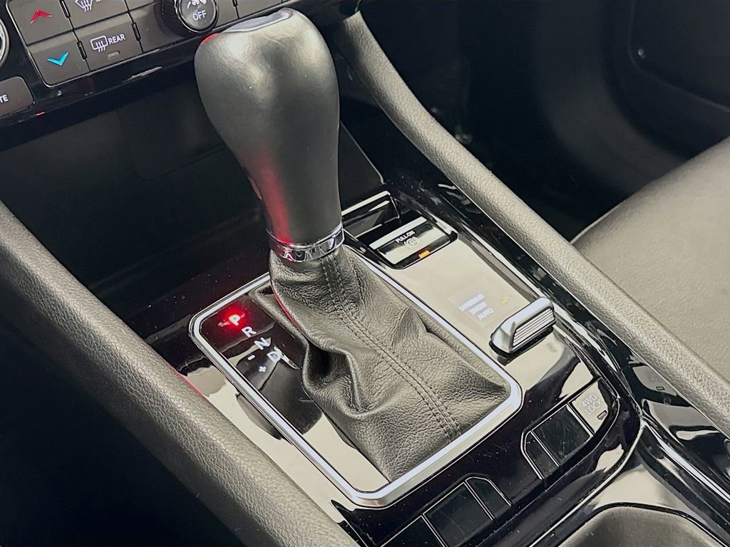 Used 2025 Jeep Compass Limited AWD/4WD image 20