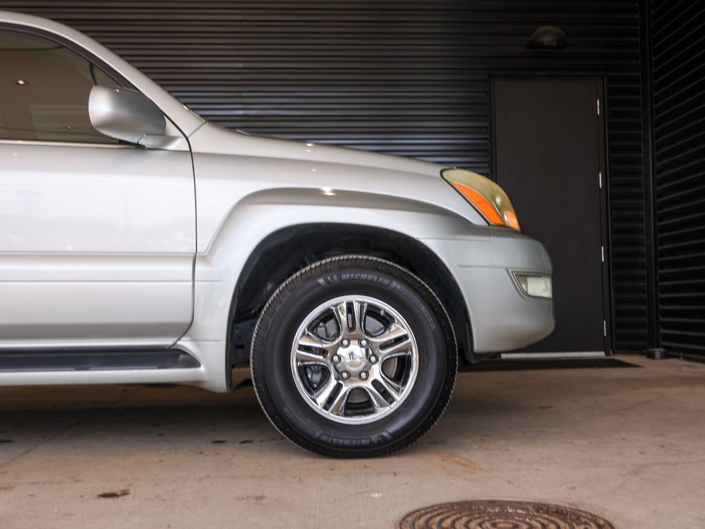 Used 2004 Lexus GX 470 AWD/4WD image 16