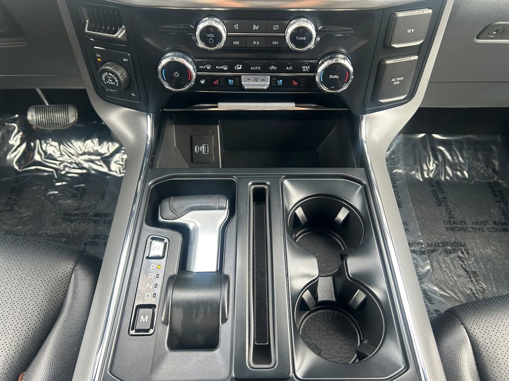 Used 2024 Ford F150 Lariat image 13