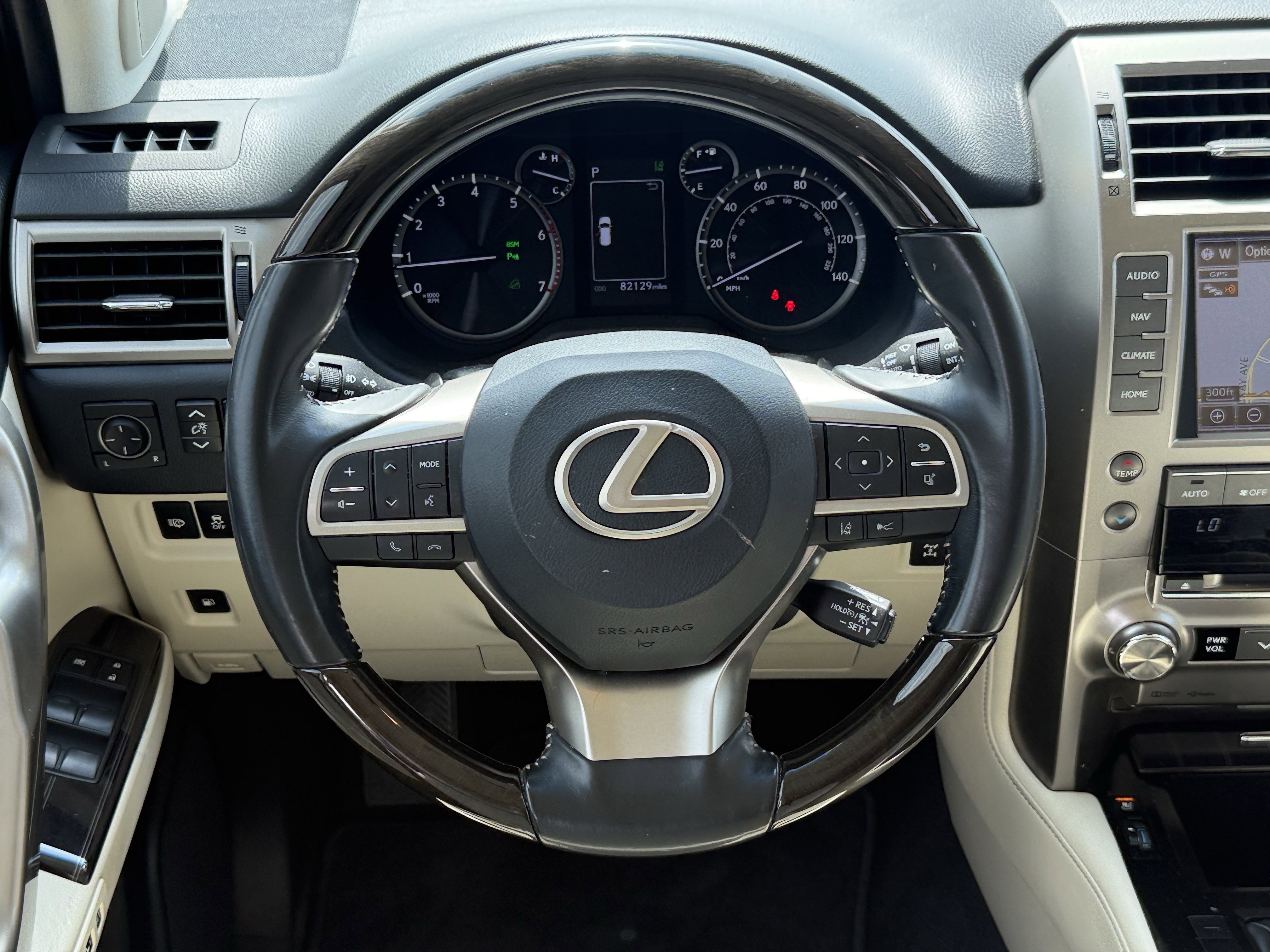 Used 2020 Lexus GX 460 Premium AWD/4WD image 15