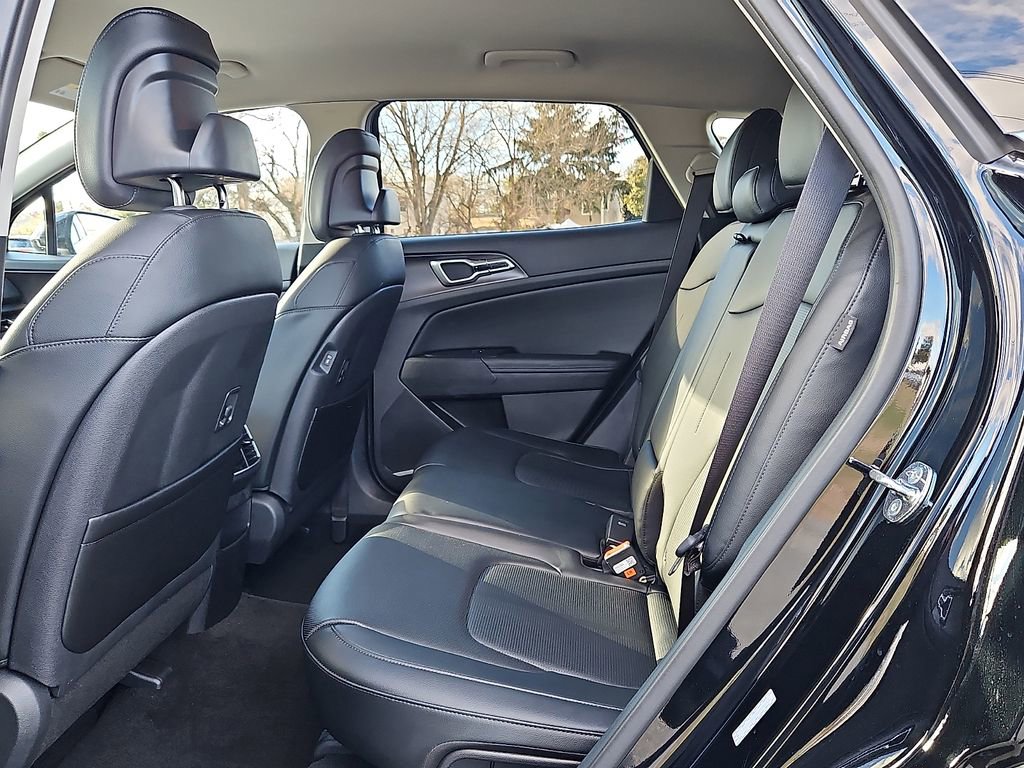 Certified 2026 Kia Sportage EX AWD/4WD image 11