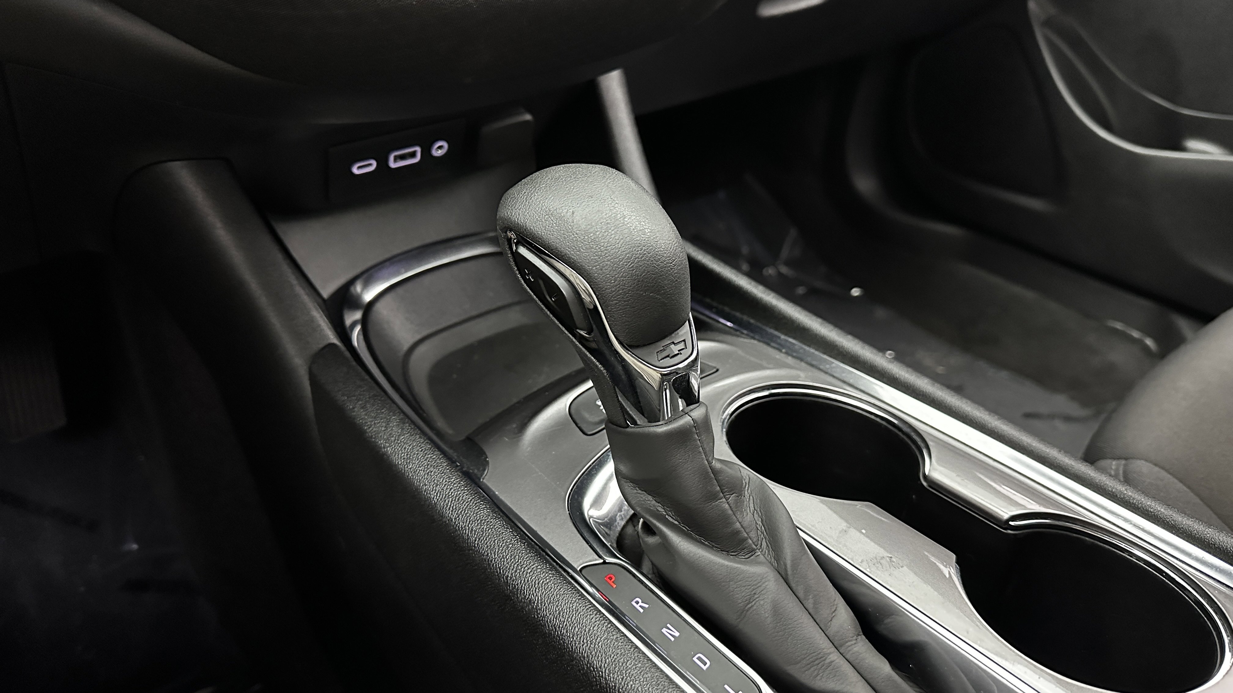 Used 2024 Chevrolet Malibu LT FWD image 18