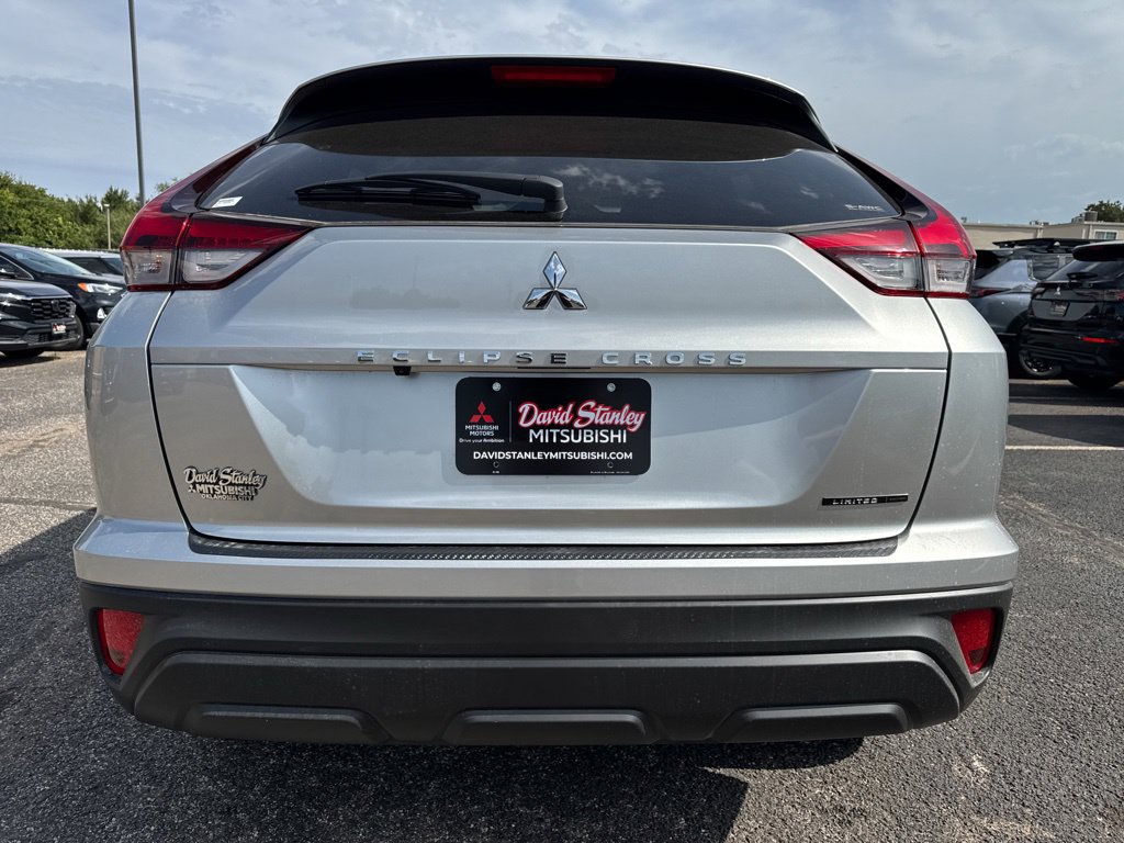 New 2026 Mitsubishi Eclipse Cross LE AWD/4WD image 5