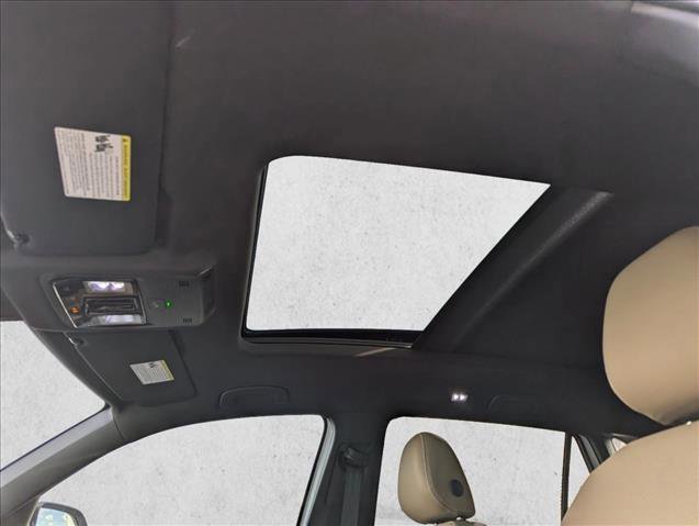 New 2026 Volkswagen Atlas Cross Sport SE image 22