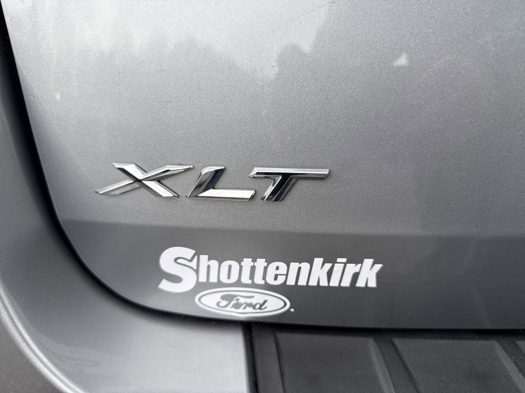 Used 2022 Ford Explorer XLT w/ Equipment Group 202A image 20