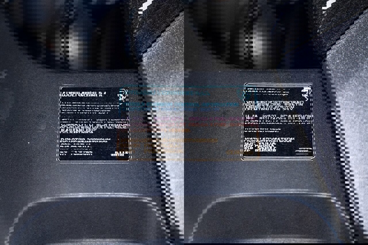 Used 2023 Lamborghini Urus Performante image 42