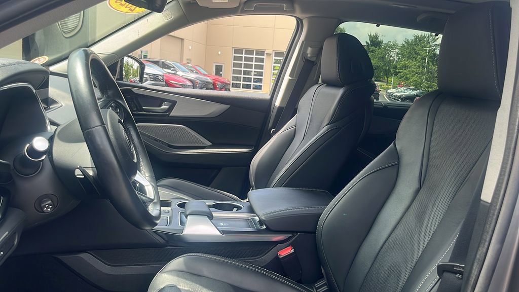 Used 2023 Acura MDX SH-AWD w/ Technology Package image 9