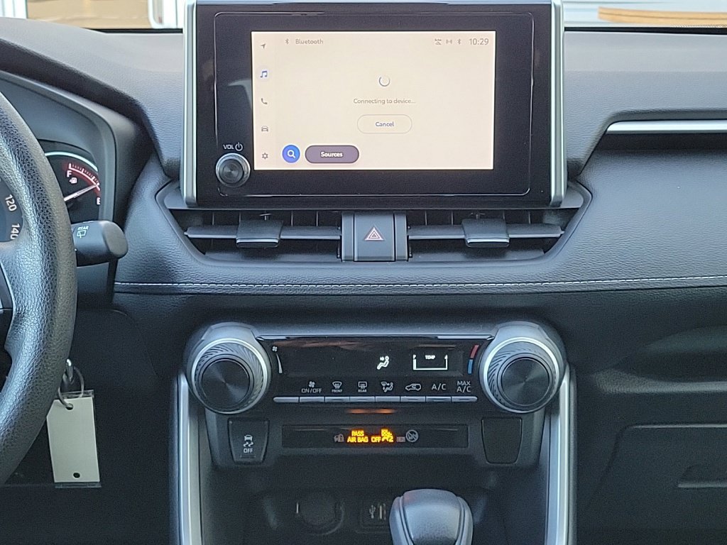 Used 2023 Toyota RAV4 LE FWD image 22