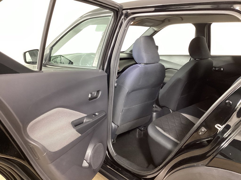 Used 2018 Nissan Kicks S FWD image 25