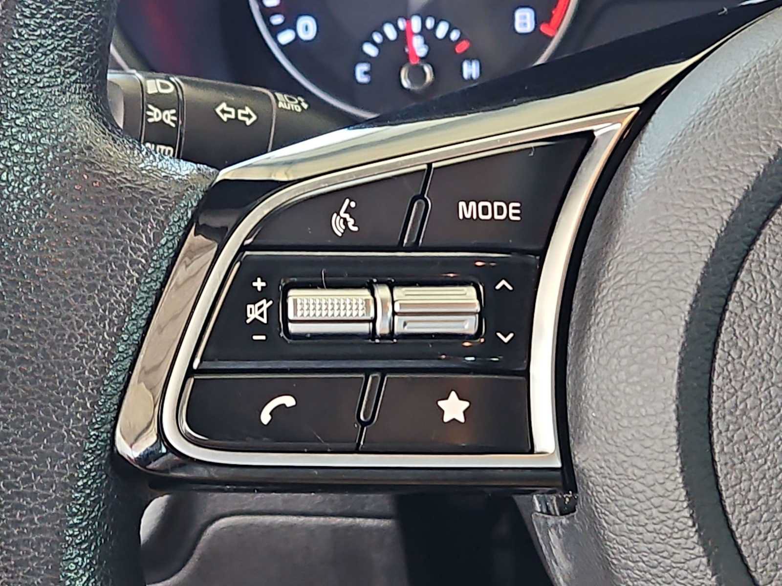 Used 2024 Kia Forte LXS FWD image 17
