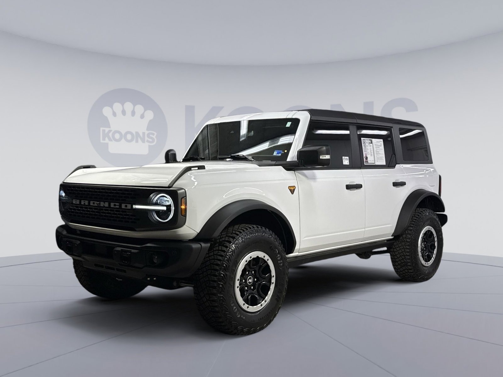 Used 2023 Ford Bronco Badlands image 1