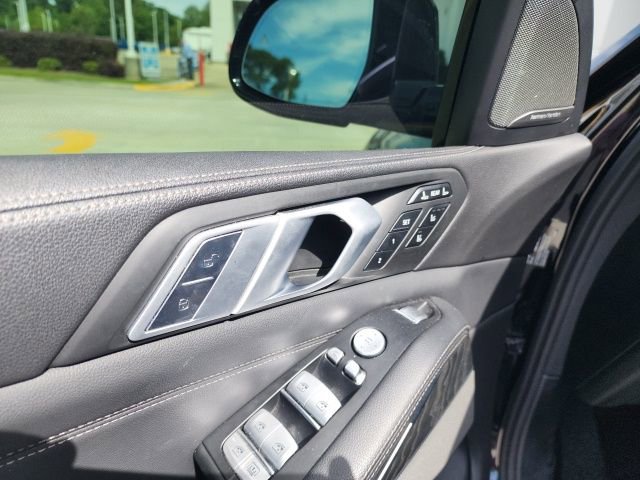 Used 2019 BMW X7 xDrive50i w/ Premium Package image 18