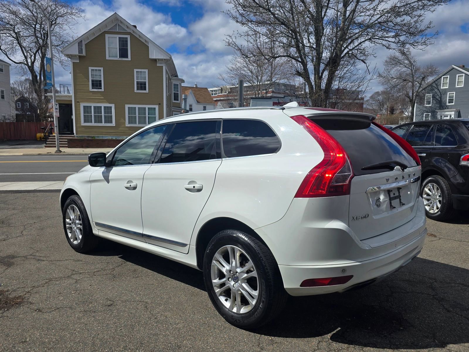 Used 2016 Volvo XC60 T5 Platinum AWD/4WD image 4