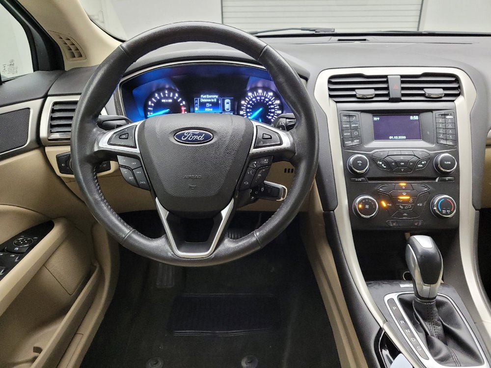 Used 2015 Ford Fusion SE w/ Equipment Group 202A FWD image 22
