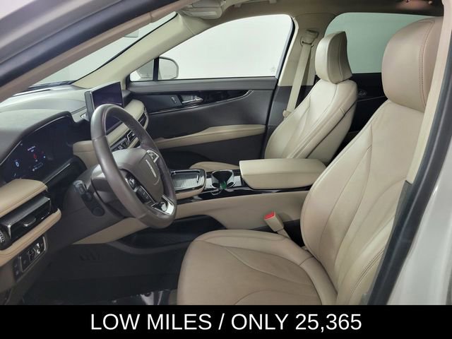 Used 2022 Lincoln Nautilus Reserve AWD/4WD image 13
