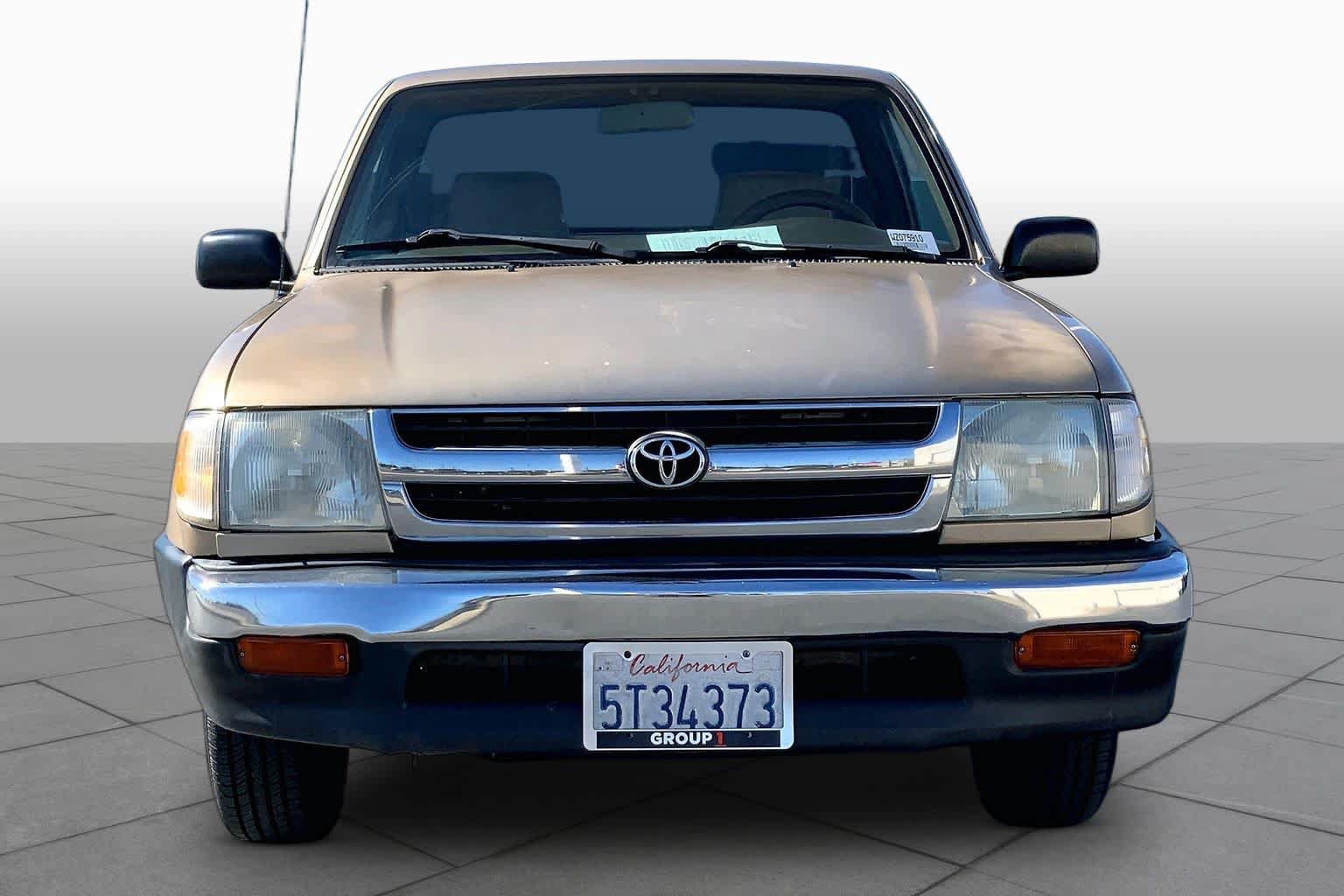 Used 1998 Toyota Tacoma 2WD Regular Cab w/ Value Edition Plus Pkg image 3