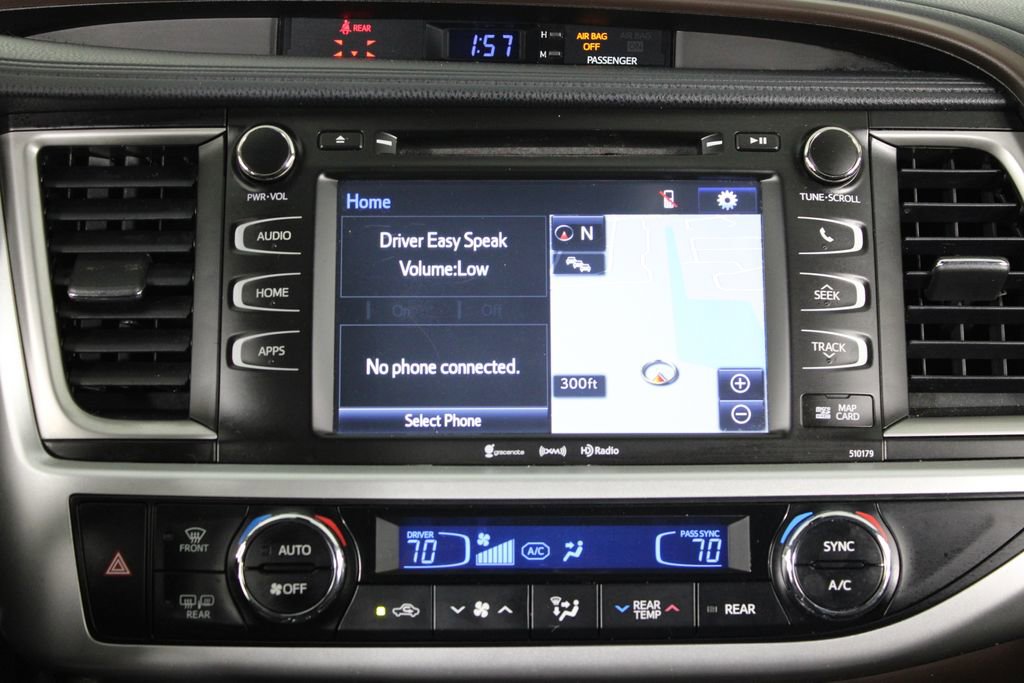 Used 2017 Toyota Highlander XLE image 9