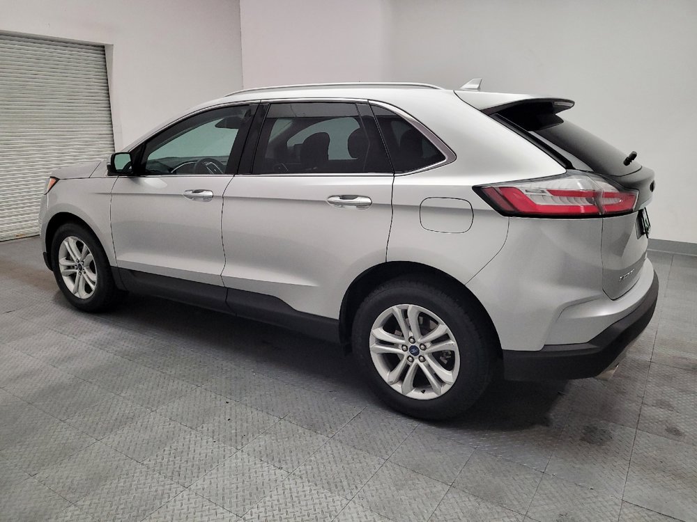 Used 2019 Ford Edge SEL FWD image 3