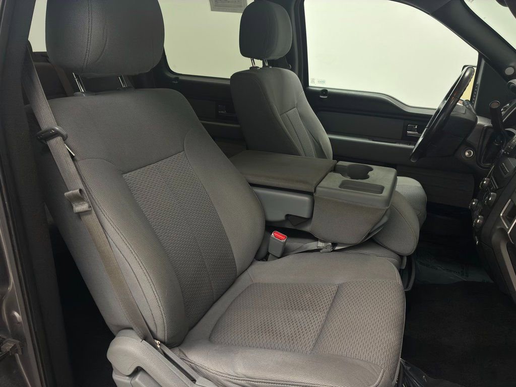 Used 2014 Ford F150 XLT w/ XLT Chrome Package image 51