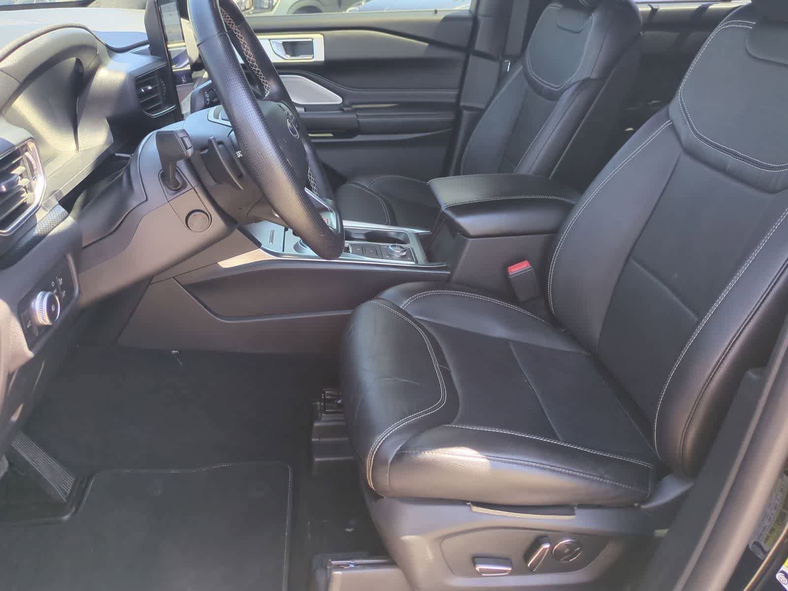Used 2020 Ford Explorer ST w/ ST Street Pack AWD/4WD image 17