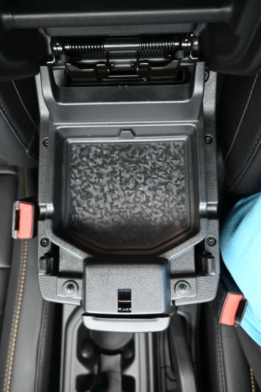 New 2025 Jeep Wrangler Sahara w/ Technology Group image 23