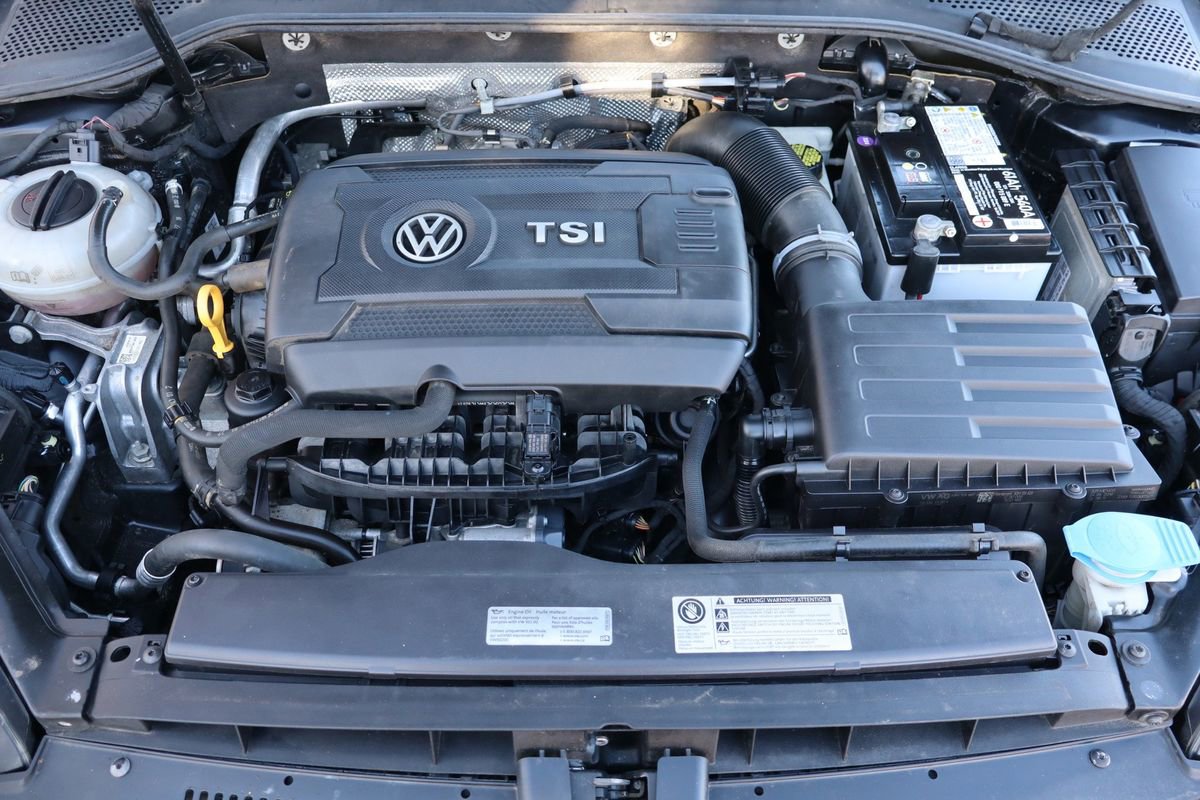 Used 2017 Volkswagen Golf Alltrack SEL image 40