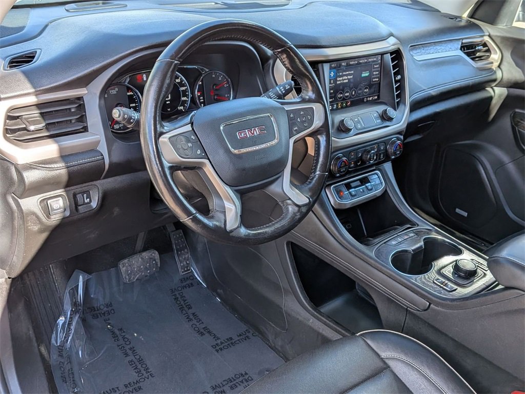 Used 2020 GMC Acadia Denali image 11
