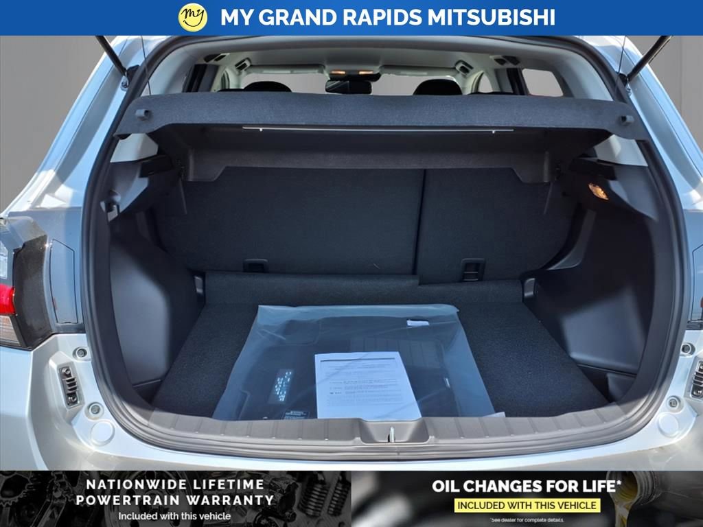 New 2025 Mitsubishi Outlander Sport SE image 10