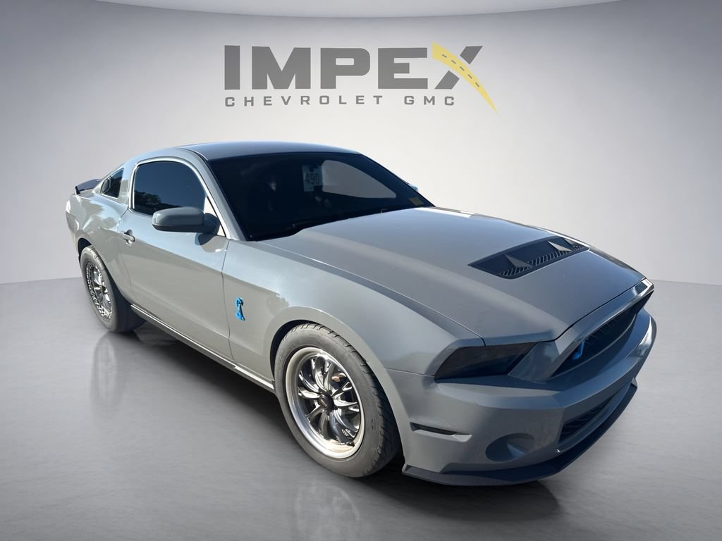 Used 2012 Ford Mustang Shelby GT500 RWD image 8