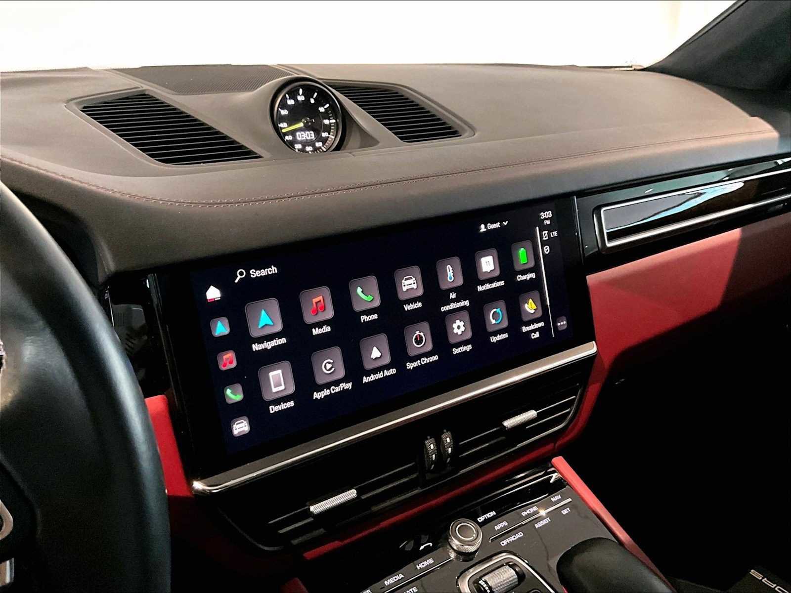 Used 2023 Porsche Cayenne Turbo S image 19