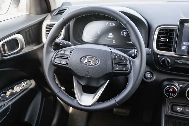 New 2026 Hyundai Venue SEL image 16