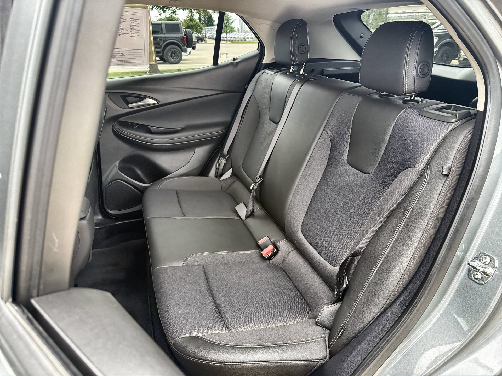 Used 2025 Buick Encore GX Preferred FWD image 21