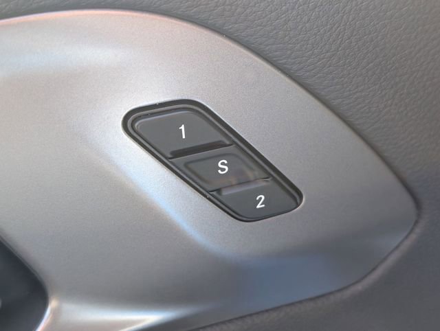 New 2026 Chrysler Pacifica Select image 10